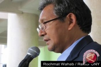 Rektor: produk pendidikan Indonesia harus mampu bersaing 