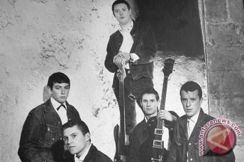 Veteran rock "The Animals" Eric Burdon tulis memoar