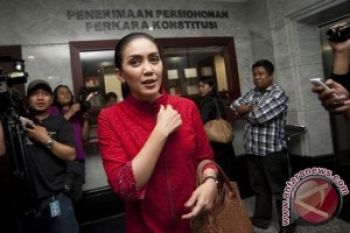 Rieke-Teten Akan Hadirkan 1.500 Saksi di MK