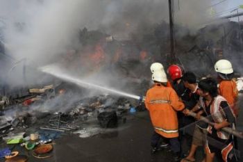Pasar Genuk Terbakar