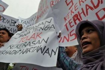Jurnalis Semarang Gelar Solidaritas Wartawati Paser TV