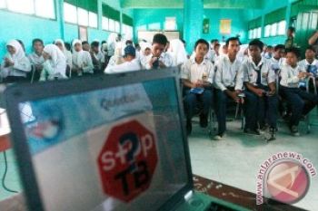 Mahasiswa ISI Surakarta Sosialisasi "Stop TB"