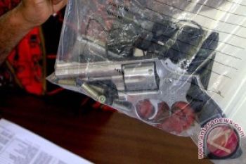 Polisi Telusuri Pemilik Senjata Api di Rumah Hercules