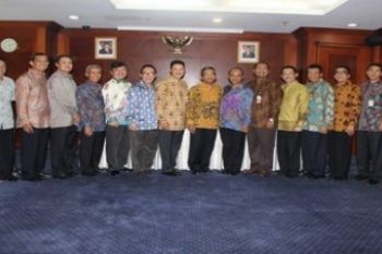 Direksi Baru PLN Batam/Foto Istimewa
