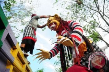 Ogoh-ogoh  di Pura Kubu Raya