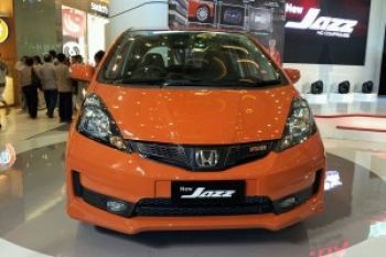 Honda Jazz Laris Terjual 3.668 Unit