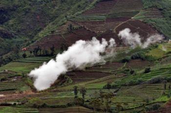 Jumlah Pengunjung Telaga Warna Dieng Merosot