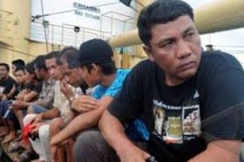 Diterjang Badai, 58 ABK Tenggelam di  Samudra Hindia