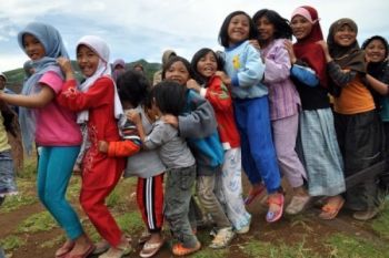 PEMULIHAN TRAUMA KORBAN GEMPA