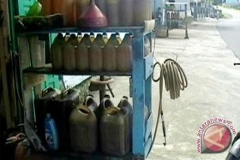 Pedagang Eceran di Sampit Mulai Turunkan Harga BBM