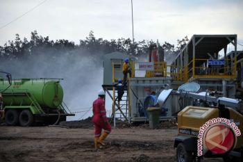 Gubernur tinjau warga korban semburan gas