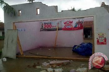 Angin Puting Beliung Terjadi di Lampung Barat