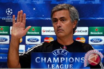 Mourinho Ajukan 2 Tuntutan Jika Melatih Manchester United