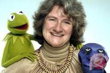  Jane Benson tutup usia