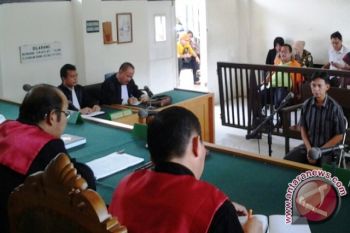 Penasehat Hukum Bupati OKU ajukan nota keberatan