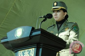Simulasi Penghadangan Warnai HUT Satpol PP Kukar