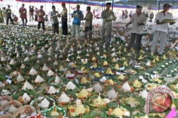 15 Tumpeng Untuk Ultah Sultan HB X