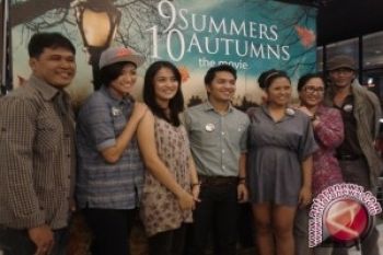 Badai Sandy "Bantu" Syuting "9 Summers 10 Autumns"