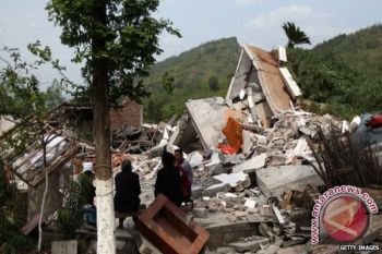 Kekuatan Cinta Kalahkan Kedahsyatan Gempa