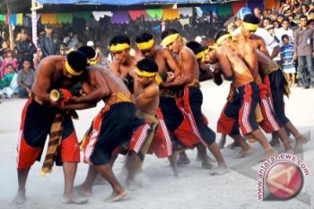 "Bambu Gila" akan jadi andalan Maluku di Temu Karya Taman Budaya se-Indonesia