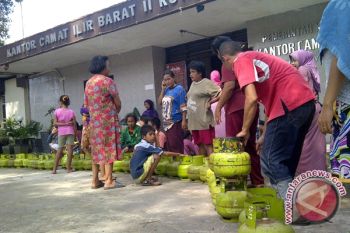 Warga Palembang makin sulit dapatkan gas elpiji 