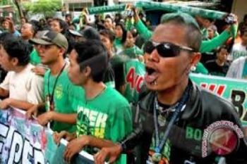 Ribuan Bonek Sepakat Jaga Ketertiban Surabaya