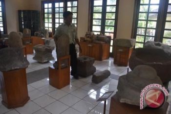 Disbudparpora Kulon Progo pertahankan Bale Agung 