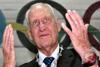 Joao Havelange Mundur dari FIFA