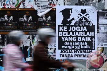Poster himbauan