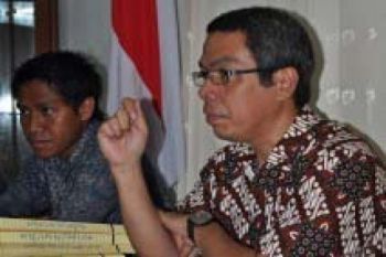 KASUS TENAGA HONORER