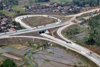Mandor Kayu Tewas Terjatuh dari Jalan Layang