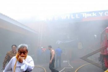 Satu Minggu Beroperasi, Restoran Terbakar