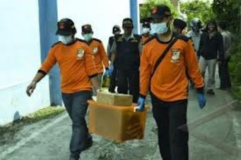 Ditemukan Bahan Peledak di Rumah Ibrahim