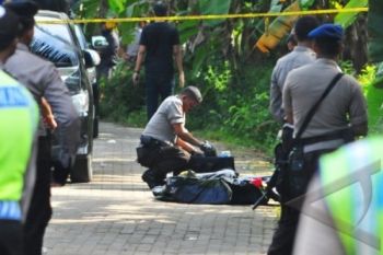 Densus Sisir Persembunyian Teroris