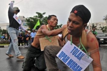 UNJUK RASA BURUH