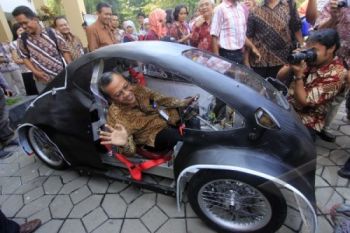 KENDARAN CIPTAAN MAHASISWA