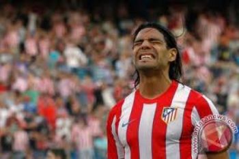 Falcao Ucapkan Selamat Tinggal pada Pendukungnya