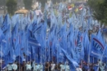 Buruh Tuntut Revisi PP Penerima Bantuan Iuran