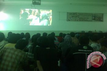AJI ajak mahasiswa nonton bareng pemutaran film "Di balik frekuensi"
