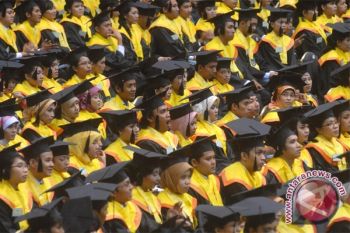 STIE Muara Teweh Wisuda 67 Sarjana 