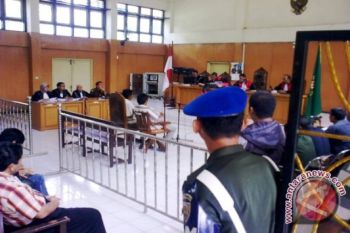 Mantan Kadispenda Lampung dituntut 1,5 tahun penjara