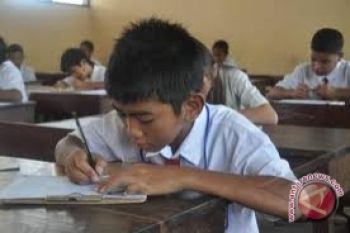 UN Tingkat SD Di Palu Diikuti 6.322 Siswa 