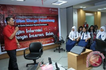 Telkomsel edukasi siswa tentang internet sehat