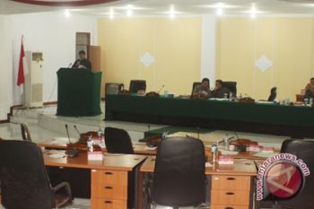 DPRD Minut minta aktifitas MSM dihentikan sementara