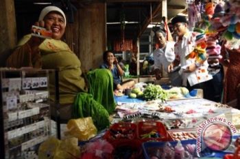 Tinggalkan Keluarga Cari Nafkah Di Negeri Orang 