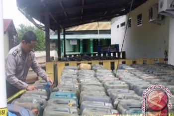 Polres Barut Amankan  5,2 Ton Premium Ilegal 