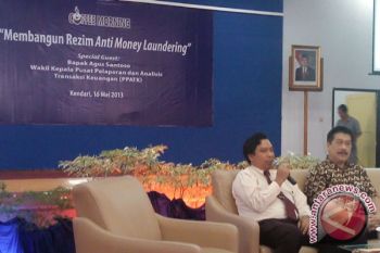 Wakil Ketua PPATK Dialog Dengan Jurnalis Kendari