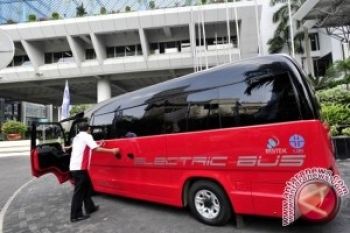 Bus listrik "Hevina" diuji coba di Yogyakarta