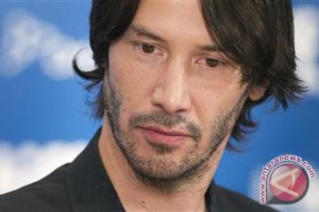 Keanu Reeves sutradarai film kungfu modern "Man of Tai Chi"
