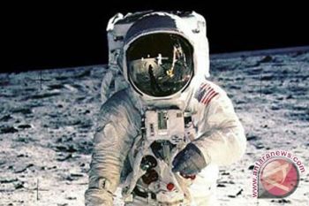 Kosmonot Rusia lantunkan "Rayuan Pulau Kelapa"